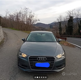 Audi  a3 Sportback s tronic Ambiente 1.6 diesel