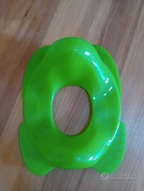 Riduttore verde wc Chicco con gancio per appendere