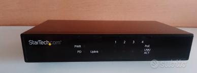 Router switch Startech con 2 porte POE