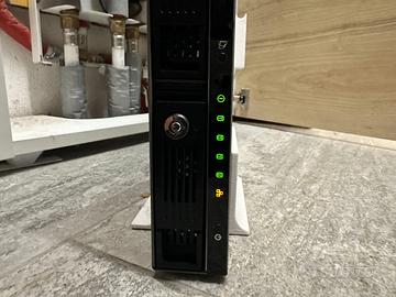 QNAP TS‑451U + 4 HDD da 2 TB – Pronto all'uso