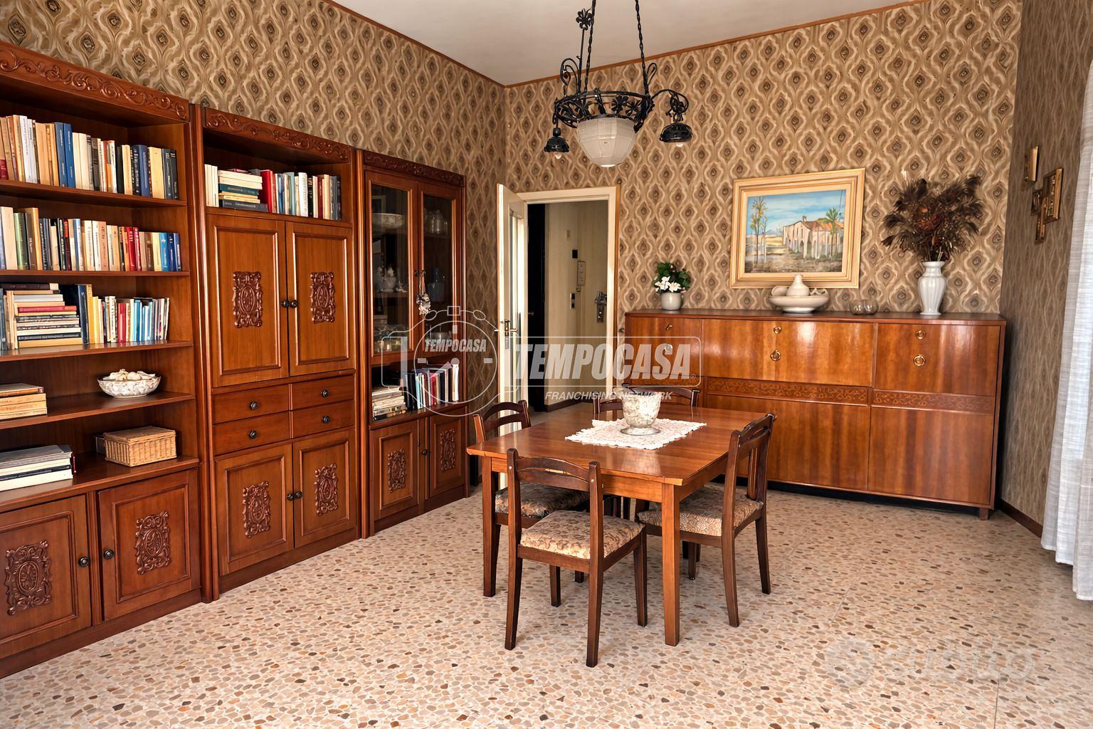 House in Merate, Cicognola - Vista 2