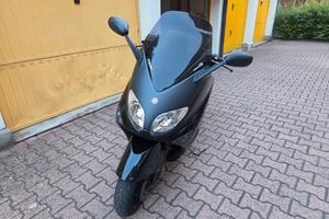 Yamaha Tmax 500 