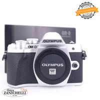 Olympus OM-D E-M10 III 6059 Scatti Usato (D872)