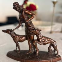 Statuetta “Diana cacciatrice con i levrieri”