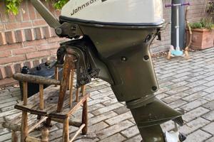 Motore JOHNSON 9 1/2 anno 1972 anche permuta