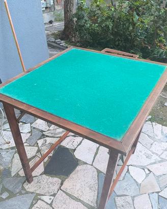 Tavolo da gioco quadrato pieghevole con panno verd