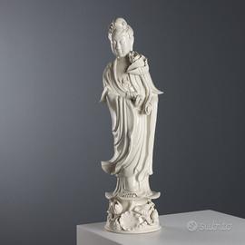 Statua in Porcellana di Guanyin - XX Secolo