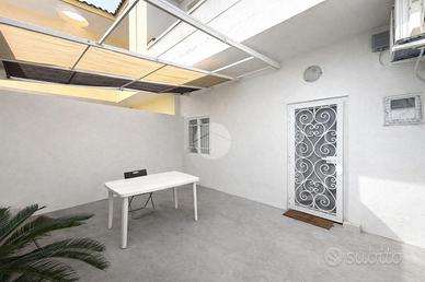 3 LOCALI A MONTE DI PROCIDA