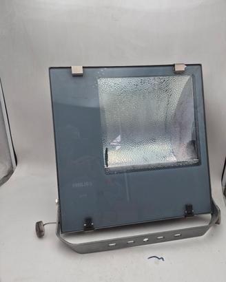 faro da esterno philips 
