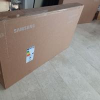 Samsung Smart TV Crystal UHD 4K 50 pollici DU8070