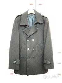 cappotto corto marrone scuro