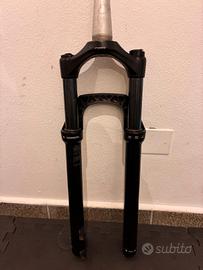 forcella MTB rockshox judy