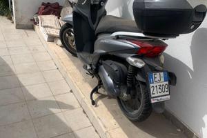 Kymco People one 125i - 2017 2500 km quasi nuova