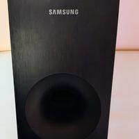 Home Theatre Samsung 2.1 + Televisore Stream da 32