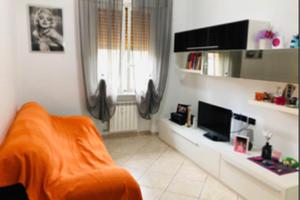 Bilocale Via A. Lombardi (Genova)