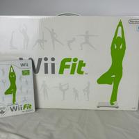 Wii Fit + balance board (condizioni ottime)