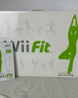 Wii Fit + balance board (condizioni ottime)
