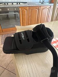 scarpa ortopedica usata