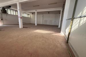 Capannoni magazzini da 100-200-300 e 400 mq A14