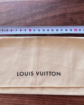 Lotto pouch louis vuitton