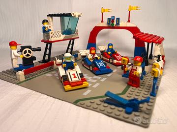 Lotto LEGO Vintage Town 6381 6503 + 6 Basi Strade