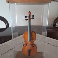 Riproduzione di violoncello
