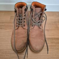 Scarponcini tipo Timberland uomo numero 41