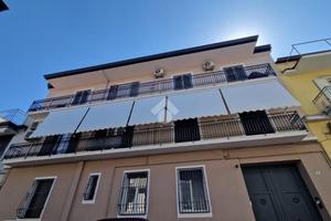 4 LOCALI A FRATTAMAGGIORE