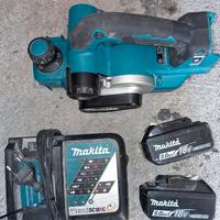 pialla professionale Makita DKP181ZJ 