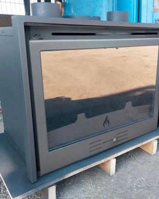 Inserto camino a legna ventilato uniflam 780