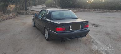 DUE BMW 320i 24v  E36 CABRIO 
