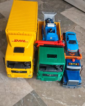 3 Camion giocattolo  