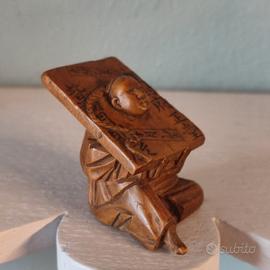 Statuetta legno intagliato cangue Cina primi '900