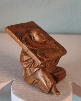 Statuetta legno intagliato cangue Cina primi '900
