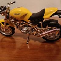 modellismo moto ducati 600 moster