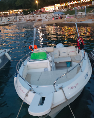 Barca Motore e Carrello