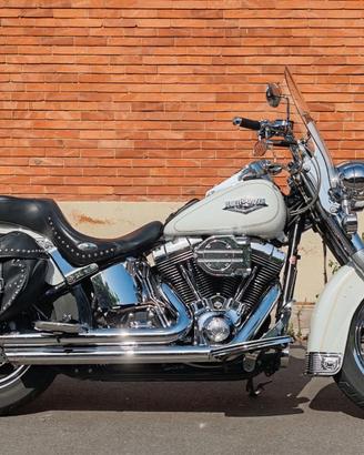 HARLEY DAVIDSON SOFTAIL HERITAGE CLASSIC RINNOVATA