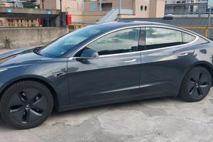 Tesla Model 3 Long Range Dual Motor AWD