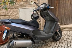 Aprilia leonardo 125