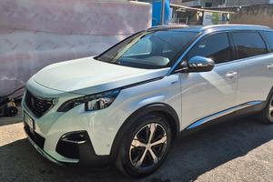 peugeot 5008 gtline anno 2017 diesel 2000cc