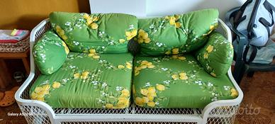 Tavolo e divano in ferro e marmo travertino