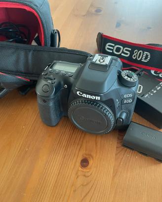 Canon EOS 80D + borsa