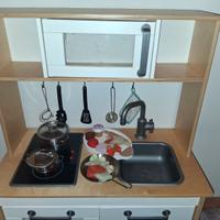 Cucina ikea  legno bimbi