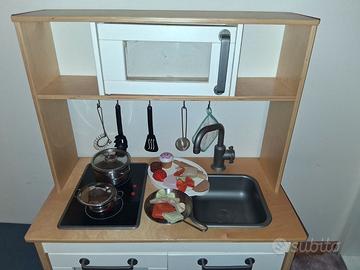Cucina ikea  legno bimbi