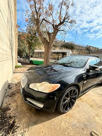 Jaguar XF luxury