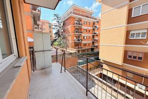 Appartamento di 98 m² con 3 locali a Roma