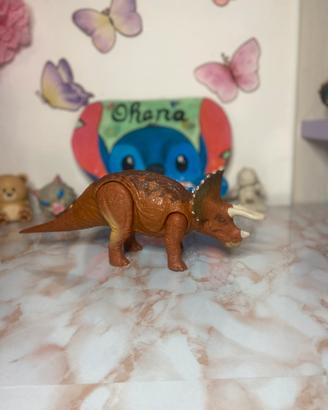 Mattel Triceratopo Roarivores