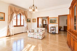 Monserrato ampio appartamento di 150 mq