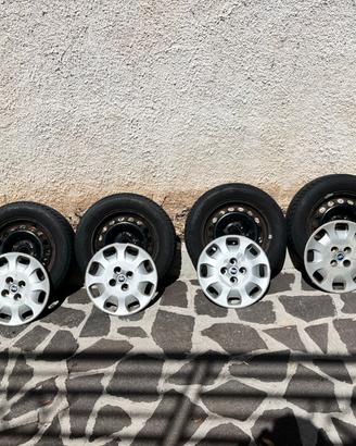 CERCHI E GOMME INVERNALI FIAT PUNTO 14”