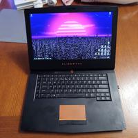 Dell Alienware 15 R3 - WINDOWS 11